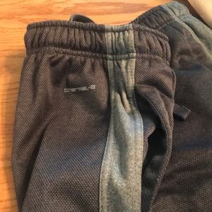 Layer 8 Pants & Jumpsuits - Layer 8 men’s grey sweatpants size Med Layer 8 Pants & Jumpsuits - Layer 8 men’s grey sweatpants size Med